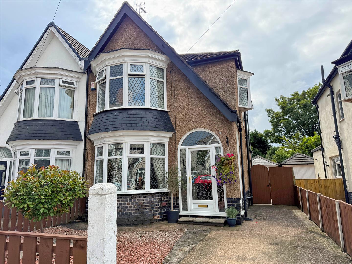 Overland Road, Cottingham